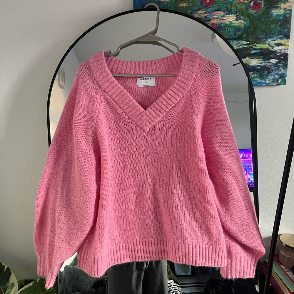Old Navy Pink V-Neck Women's Sweater